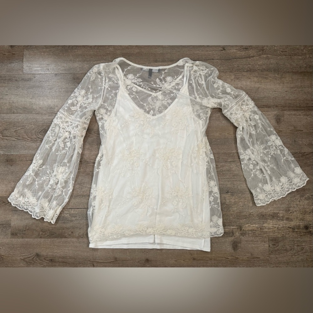 White House Black Market Sheer Lace Blouse, V-Neck, Ivory, Size S - Picture 2 of 11